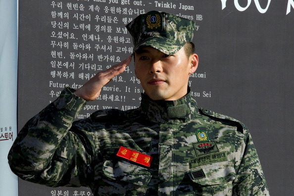 韓流 スター俳優 アイドルたちの兵役が知りたい みんなどんな部隊に入隊してるの K Board