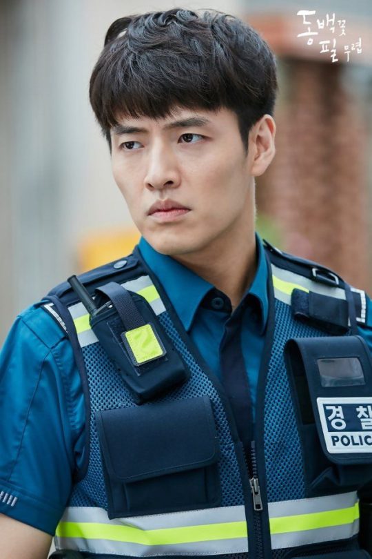 軍服 警察官 白衣 男らしさに胸キュン 制服が似合い過ぎるイケメン韓国俳優人画像 23枚目 K Board