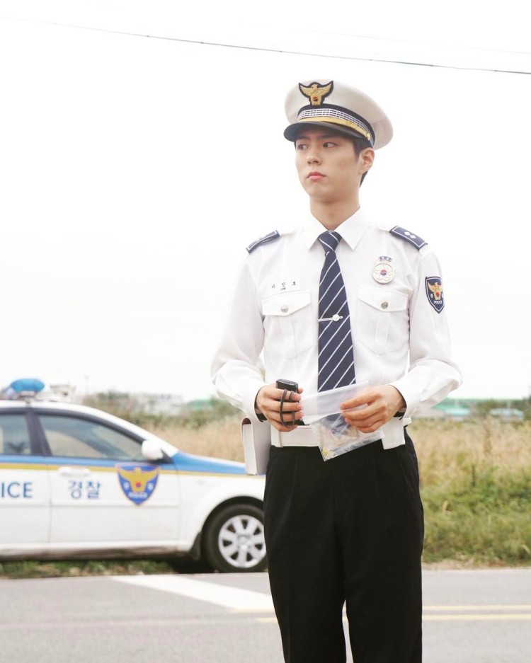 軍服 警察官 白衣 男らしさに胸キュン 制服が似合い過ぎるイケメン韓国俳優人 K Board
