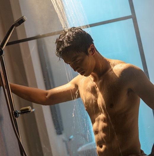 実は脱いだら凄い 筋肉ムキムキ 韓国人が選ぶ美ボディ韓国俳優ランキングtop15 K Board